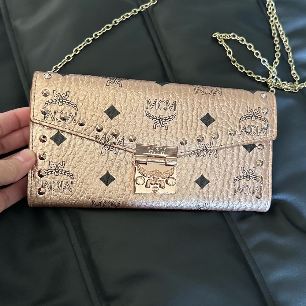 MCM pink crossbody - Picture 10 of 14